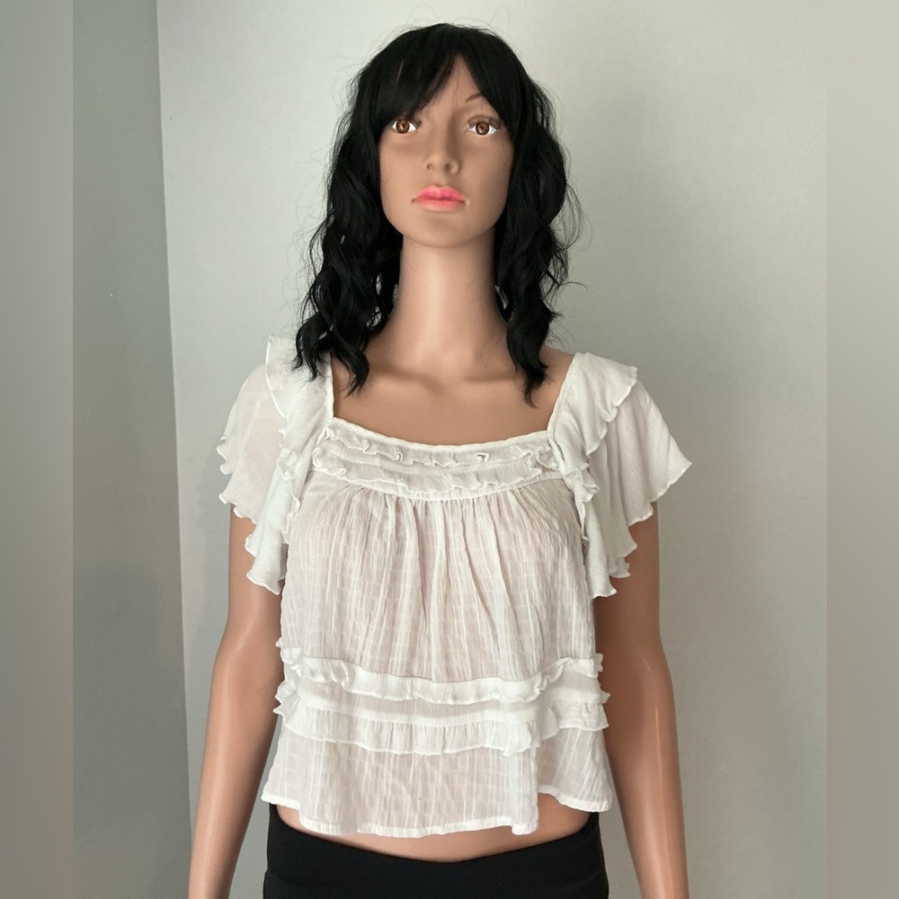 Lulu's Definitely Angelic White Ruffled Short Sleeve Top Sz S